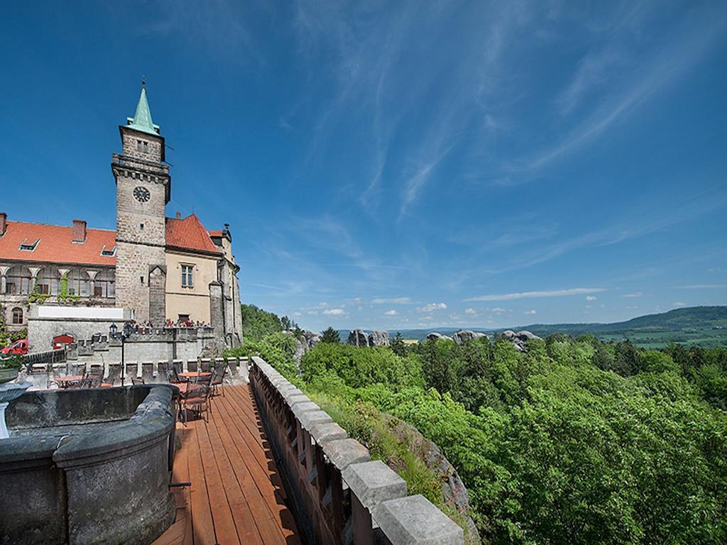 Ea Zamecky Hotel Hrubá Skála エクステリア 写真
