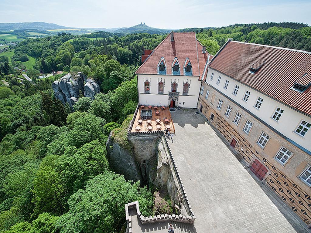 Ea Zamecky Hotel Hrubá Skála エクステリア 写真