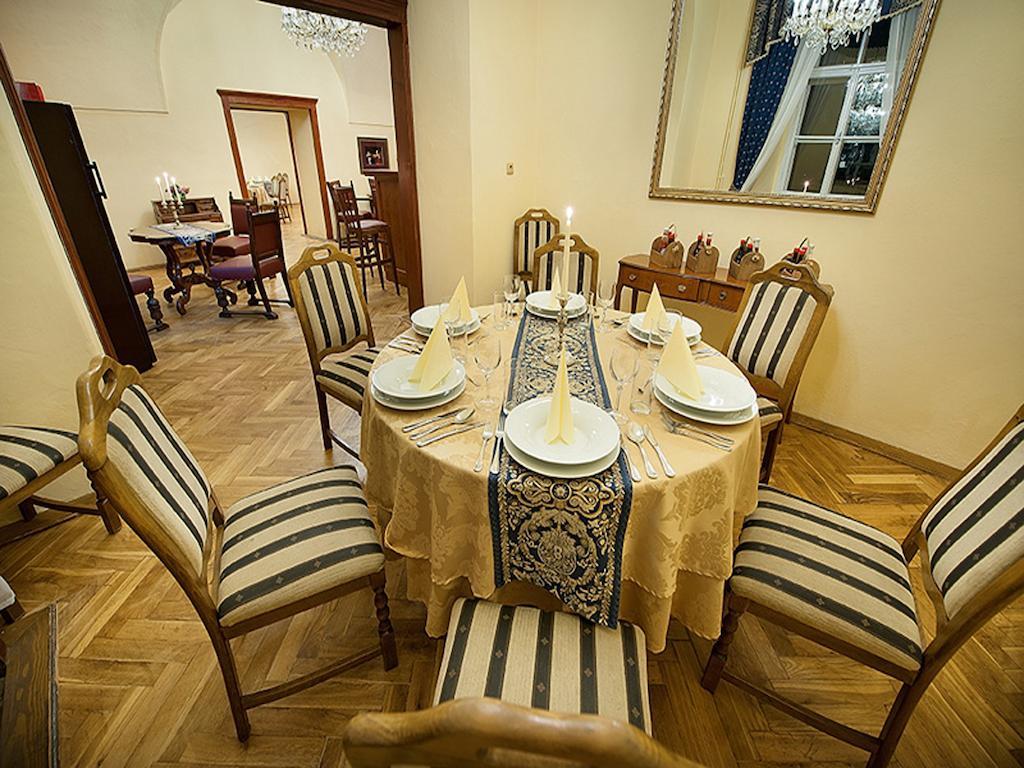 Ea Zamecky Hotel Hrubá Skála エクステリア 写真