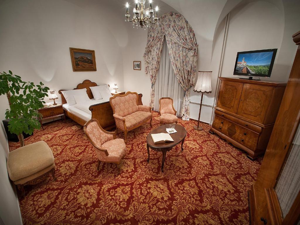Ea Zamecky Hotel Hrubá Skála エクステリア 写真
